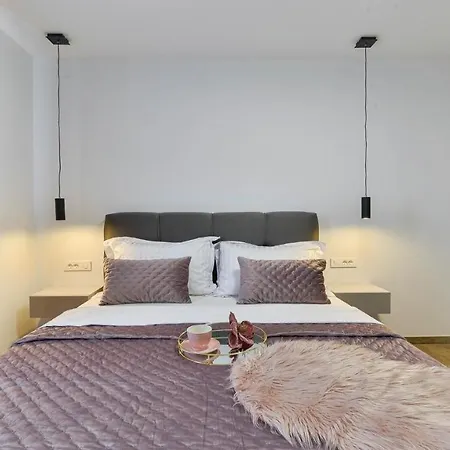 Zariva With Pool And Panoramic Mountain And * Vinjerac