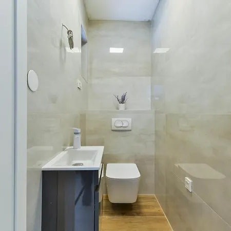 Villa Zariva With Pool And Panoramic Mountain And Vinjerac