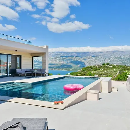Zariva With Pool And Panoramic Mountain And Villa