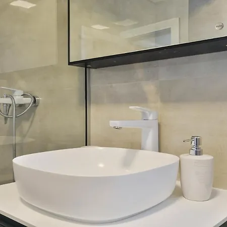 Zariva With Pool And Panoramic Mountain And * Vinjerac