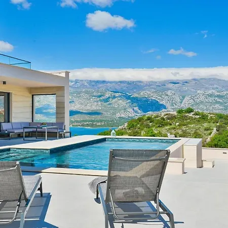 Villa Zariva With Pool And Panoramic Mountain And Vinjerac