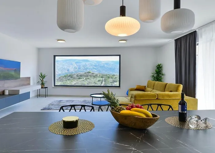 Zariva With Pool And Panoramic Mountain And Villa Vinjerac