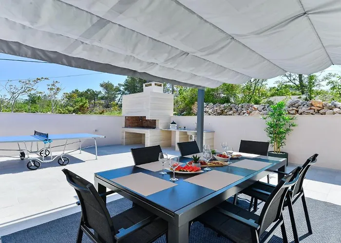 Zariva With Pool And Panoramic Mountain And Villa